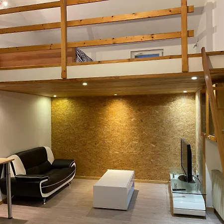 Apartament Studio Privatif Au Coeur De Lerouville